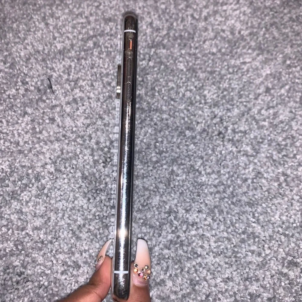 iPhone X - Picture 6 of 6